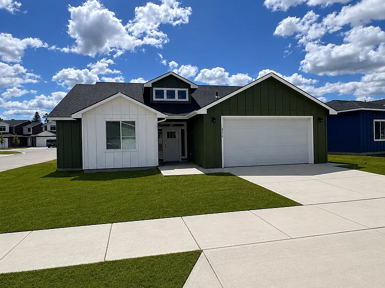 8318 E Rich Ave — Photo 1