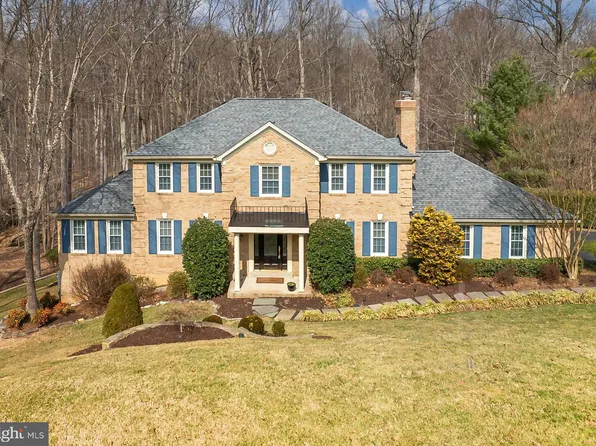 11288 Chinn House Dr, Fairfax Station, VA 22039