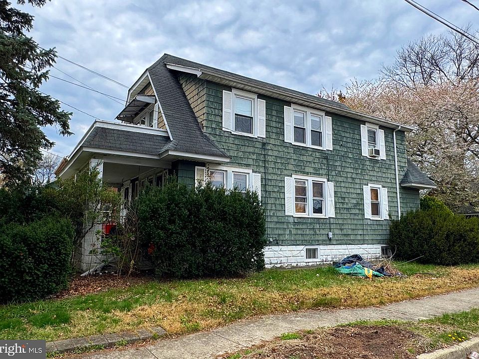 2nd image of 1301 Newton Ave
