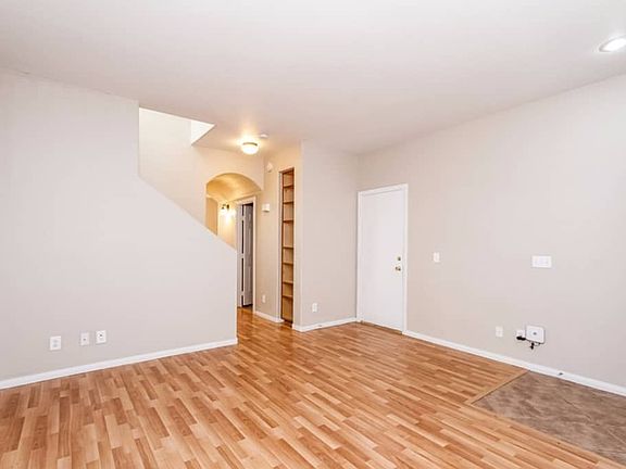 5th image of 1282 Willow Village Ave
