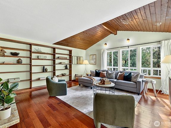 4th image of 32500 SE 307th Street