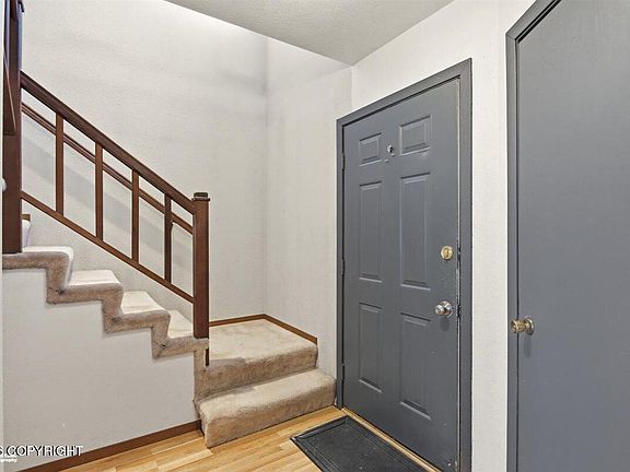 4th image of 9061 Ashley Cir