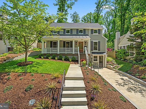 3rd image of 504 Kentucky Ave