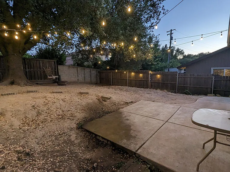 4318 Illinois Ave — Photo 6