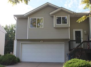 721 11th Avenue B Ct #B, Silvis, IL 61282