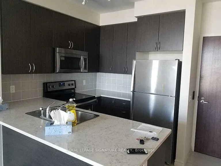 339 Rathburn Rd W #Penthouse 03 — Photo 4