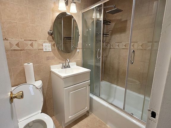 5th image of 335 1st Ave APT 3R