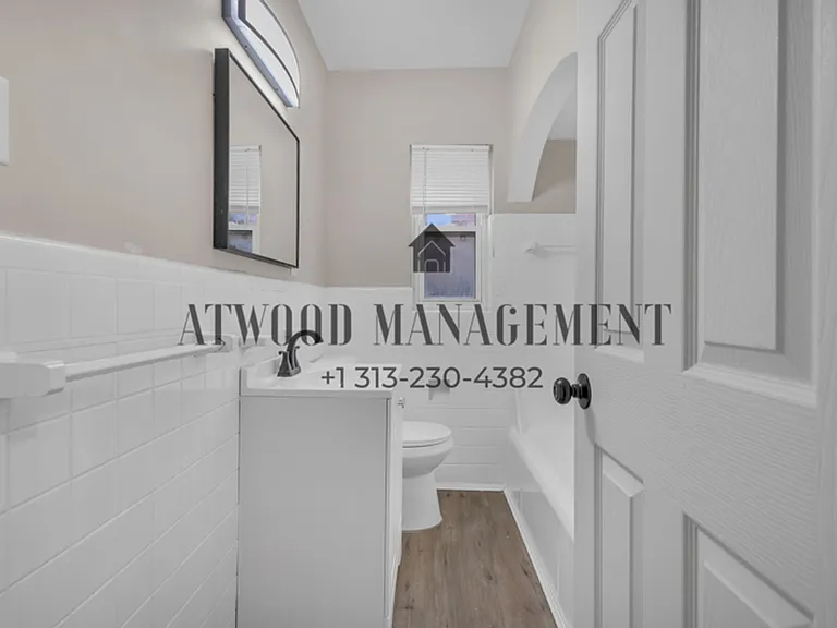 11397 Whitcomb St — Photo 9