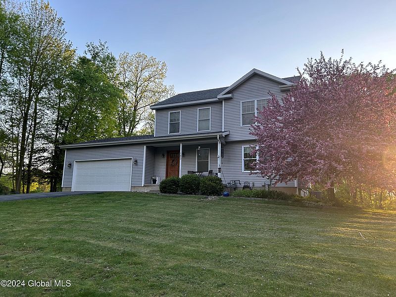 3rd image of 143 W River Road
