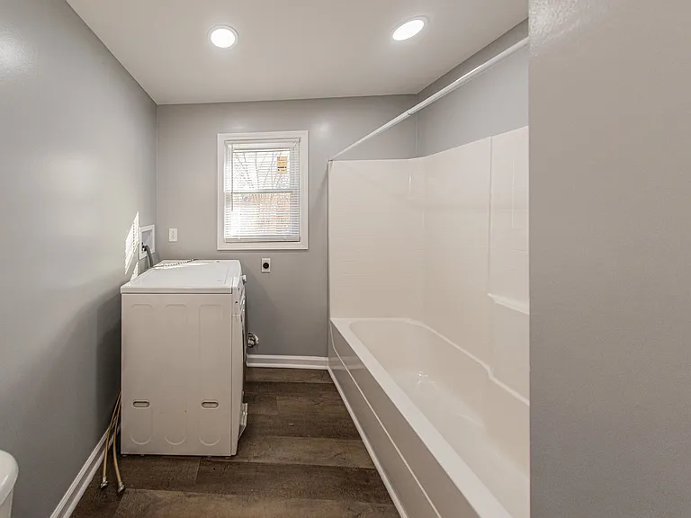 120 Lake Dr #3 — Photo 19
