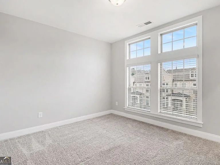 1258 Epping Ln — Photo 18