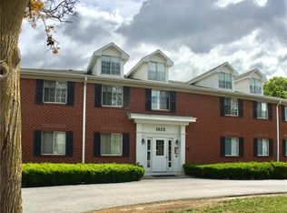 1625 Douglas Ave APT 305, North Providence, RI 02904