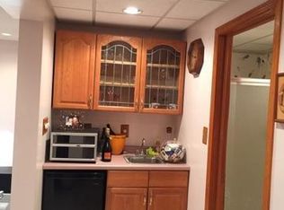 588 Hallowood Dr, East Stroudsburg, PA 18302