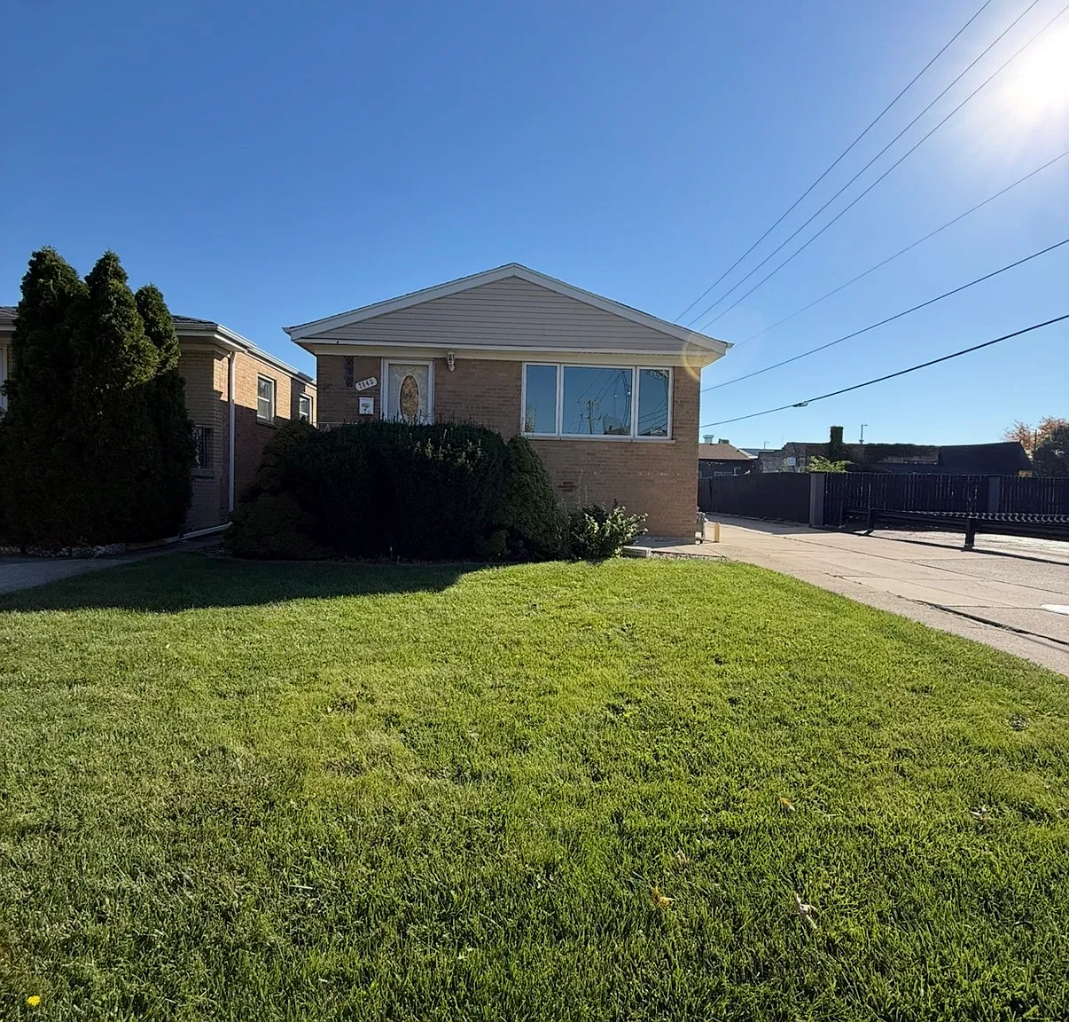 4 bed, 1800 sqft, $2,900 — Photo 2