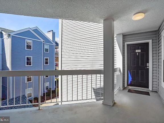 4th image of 3179 Summit Square Dr #2-D7