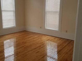 104 Ash St APT 1, Manchester, NH 03104