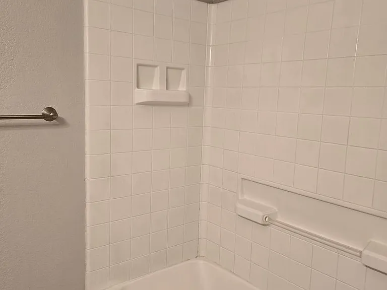 1114 Nord Ave #11 — Photo 10