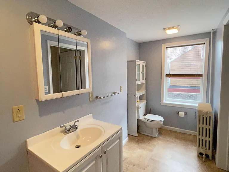 315 W Laurel Blvd #2 — Photo 8