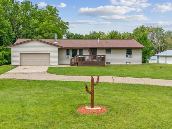 9731 Dodd Rd, Kilkenny, MN 56052