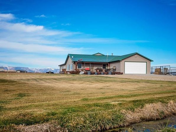 Heart Mountain Powell Real Estate 5 Homes For Sale Zillow