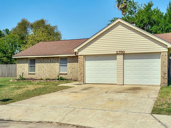 3rd image of 2780 Tallowood Dr