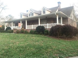 747 Center Point Rd, Carrollton, GA 30117