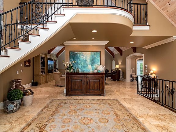 5th image of 263 Lakeview Rd