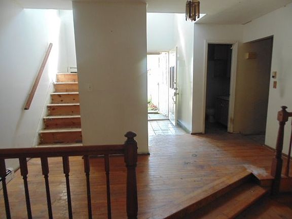 4th image of 108 Country Club Dr #108