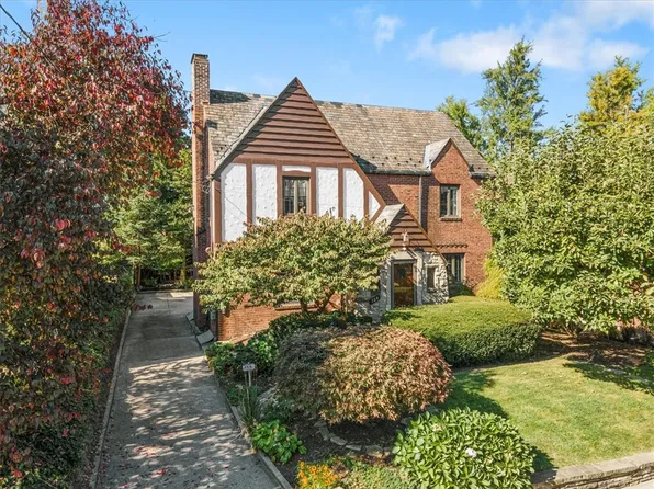 724 College St, Pittsburgh, PA 15232