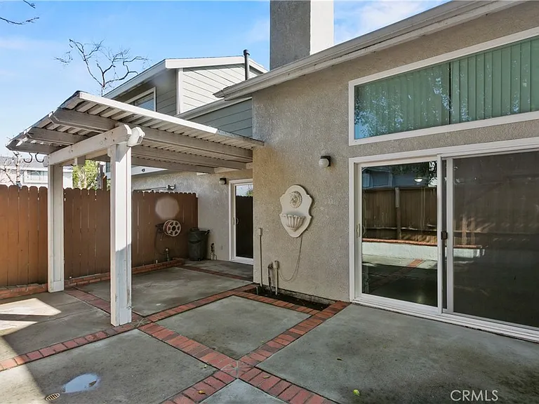22181 Summit Hill Dr #28 — Photo 7