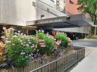 200 E Delaware Pl APT 22D, Chicago, IL 60611