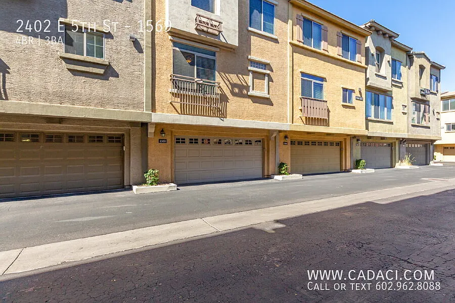 Near ASU 4 bedroom 3 bath 2 car garage gated community — Photo 3