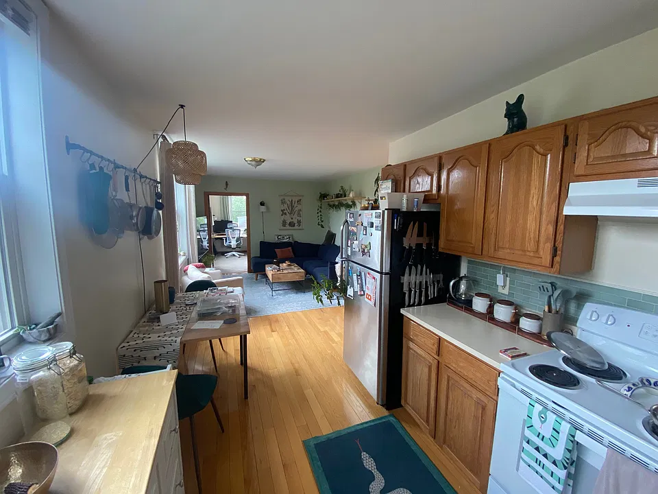 154 Cedar St