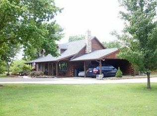 9975 N Route E, Harrisburg, MO 65256