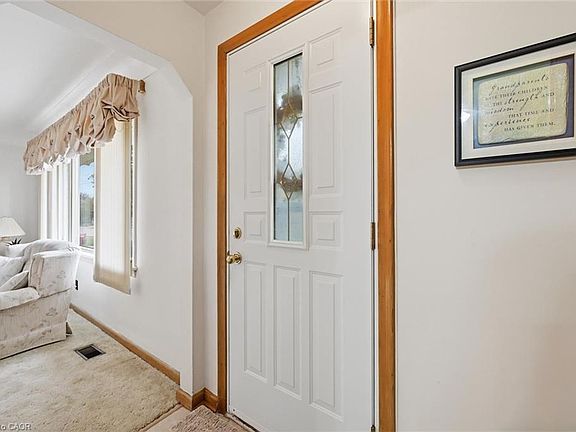 5th image of 342 E 16th St