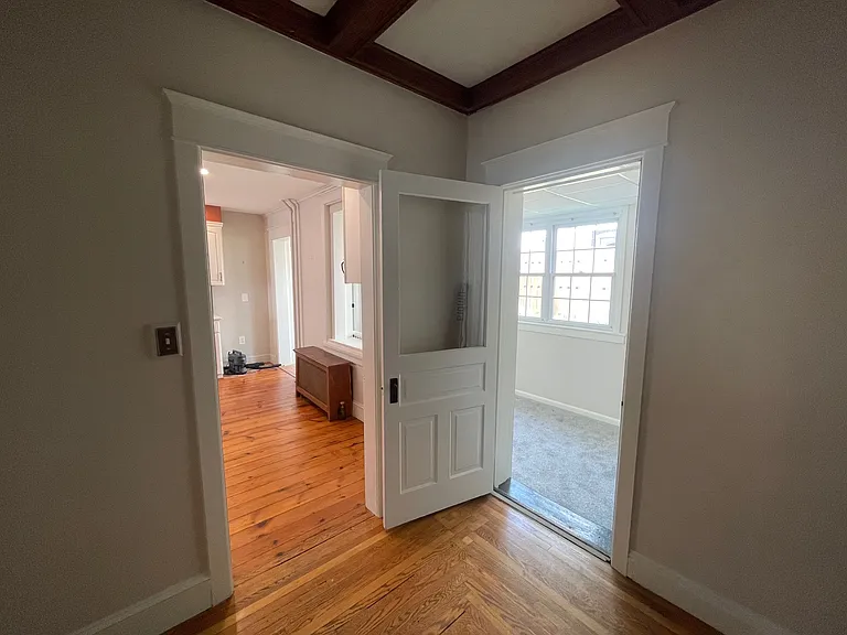 118 W Fairview St #1 — Photo 16