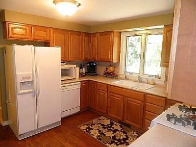 5th image of 28804 Fairlane Dr