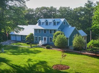 4 Blackberry Ln, Kittery, ME 03909