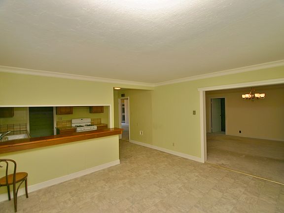 4th image of 817 Kathryne Ave
