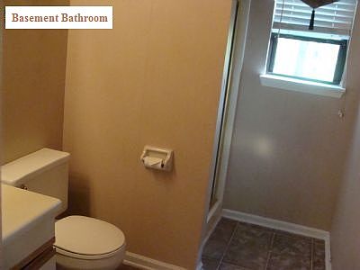 3rd image of 8624 Stone Creek Ct