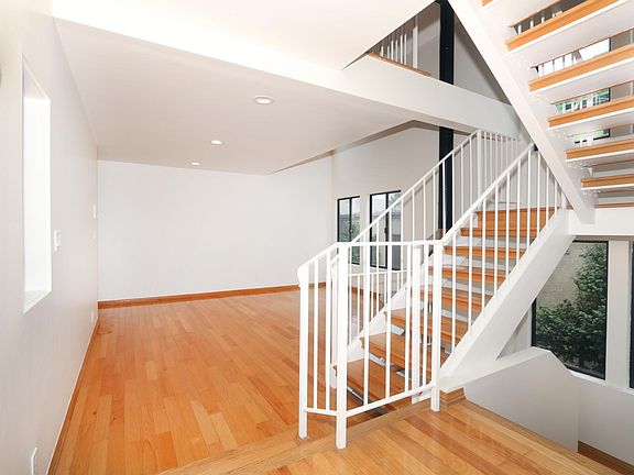 5th image of 11256 Nebraska Ave #2