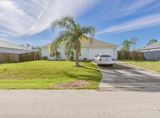 610 Hatcher St SE, Palm Bay, FL 32909