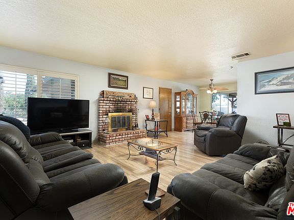 3rd image of 37324 90th St E