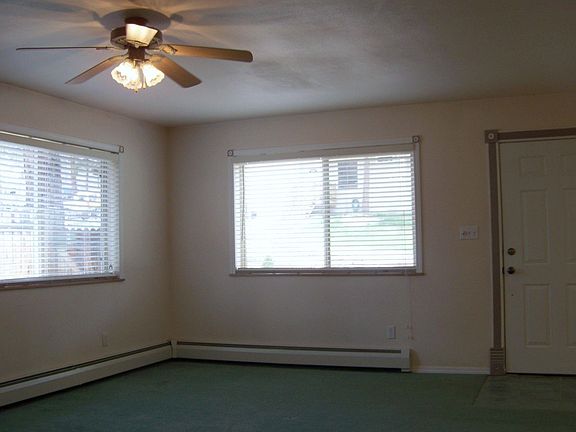3rd image of 168 Canyon Creek Trl