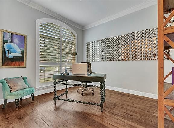 5th image of 1304 Placer Dr