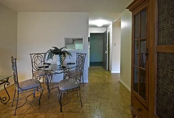 1 bed, 1.0 bath, 612 sqft, $2,400 — Photo 4
