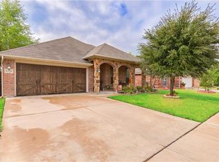 8328 Edgepoint Trl, Hurst, TX 76053