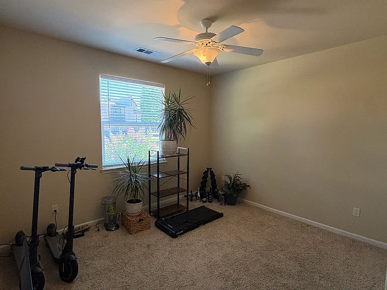4888 Lofty Oak Dr — Photo 10