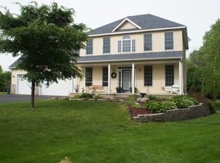 1628 River Ridge Rd, River Falls, WI 54022