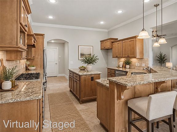 2nd image of 6211 S 28th St